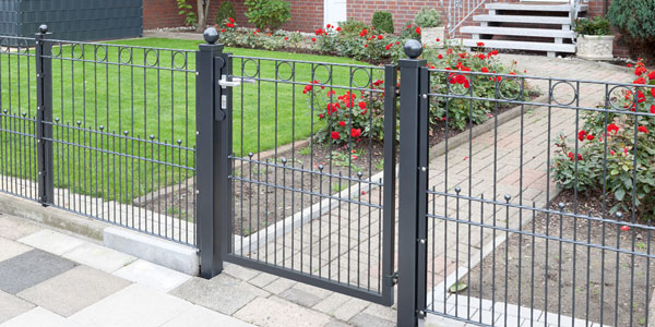 Schmuckzaun für die anspruchsvolle Gartengestaltung | Zaun-Experten