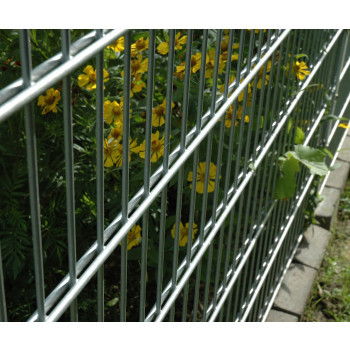 Doppelstabgittermatte 8/6/8 verzinkt (silberfarben)