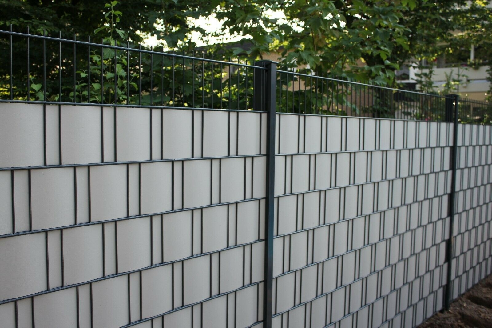 Sichtschutz Streifen Doppelstabmatten Zaun 10 Streifen je 2520 mm Kunststoff - Bild 17 von 24